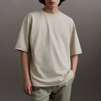 UNIQLO TEE BEIGE