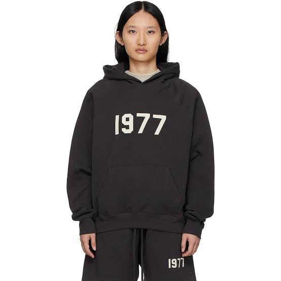 ESSENTIALS 1977 "IRON"